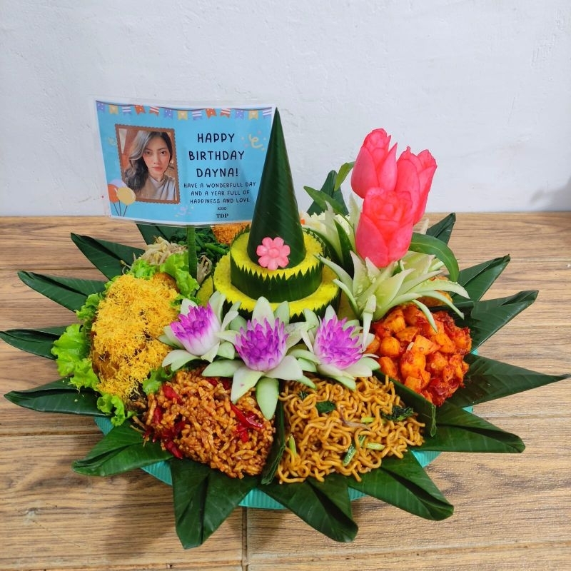 

Tumpeng kuning porsi/5