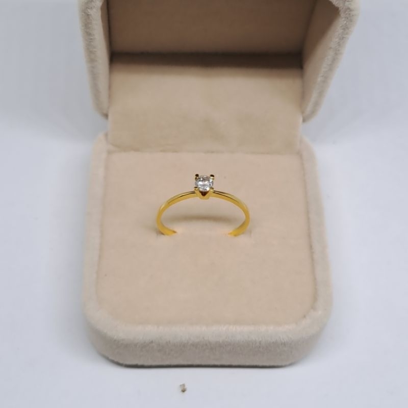 Cincin Berlian Wanita Emas Model Solitaire