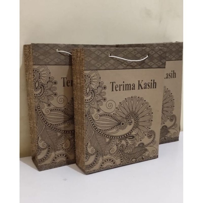 

Tas paperbag souvenir/hajatan per 50pcs