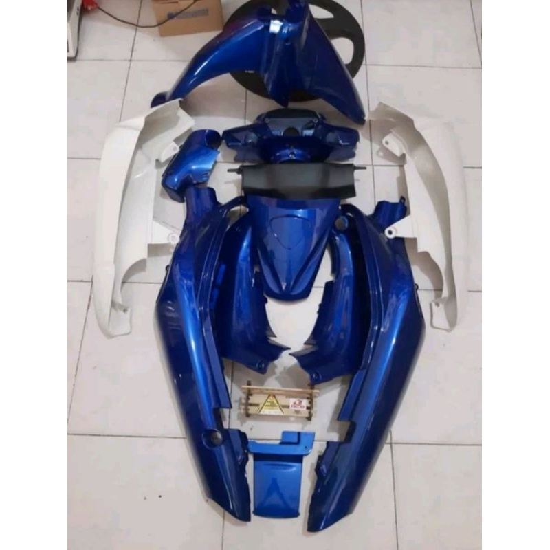 Suzuki RGV 120 body set cover set cover motor cover plastik warna biru