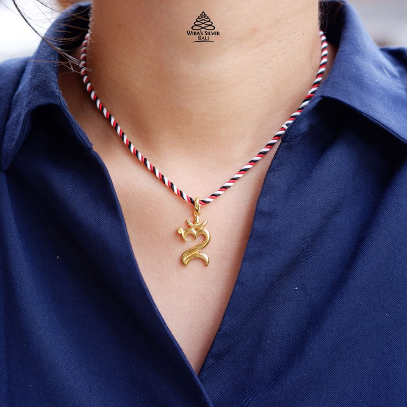 Liontin Omkara Bali Polos Perak 925 Dan Lapis Emas (Omkara Pendant)