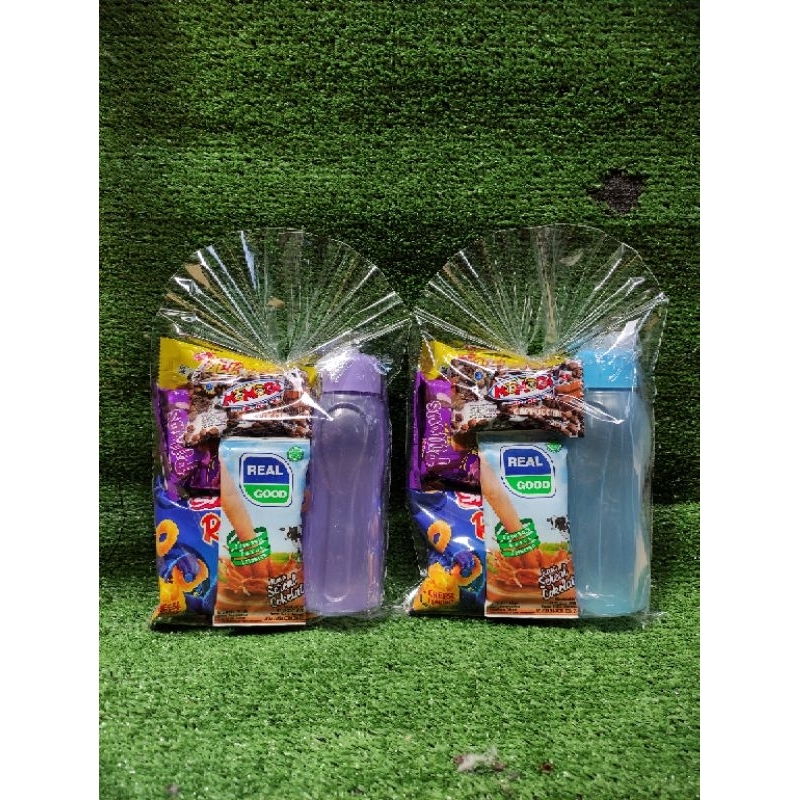 

Bingkisan Ulang tahun / Hampers ultah / Snack ulang tahun / Goodiebag