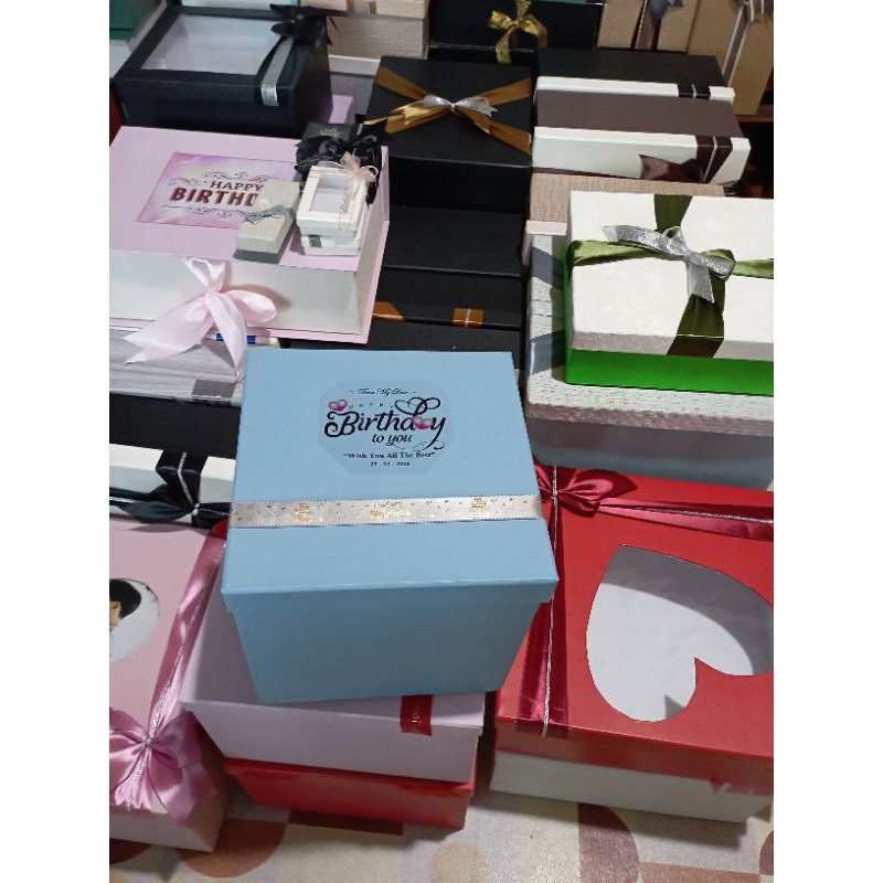 

Ukuran 20cm x 20cm Tinggi 20cm By box kado banjarmasin