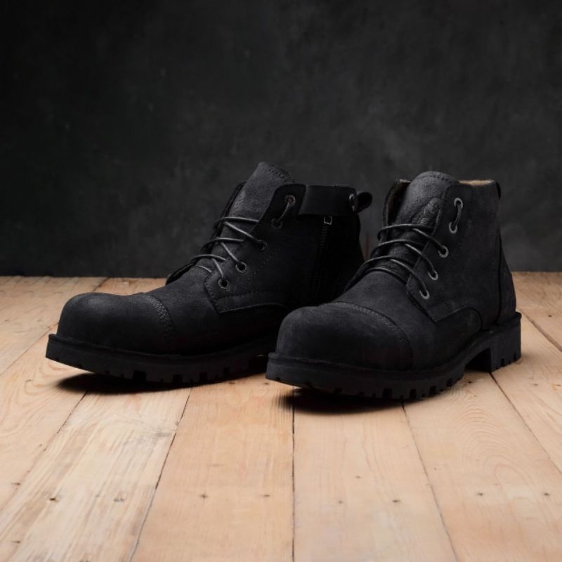 Piede  - Baraka Black Boots