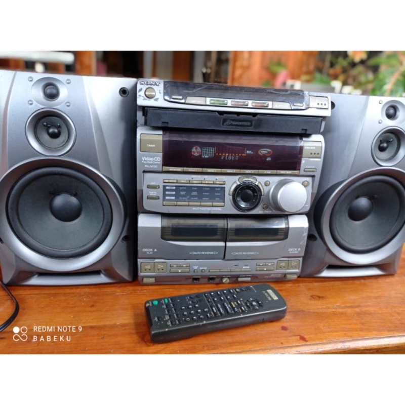 DVD PLAYER RADIO TAPE SONY V900