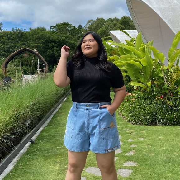 Celana pendek jeans bangkok jumbo bordir gambar