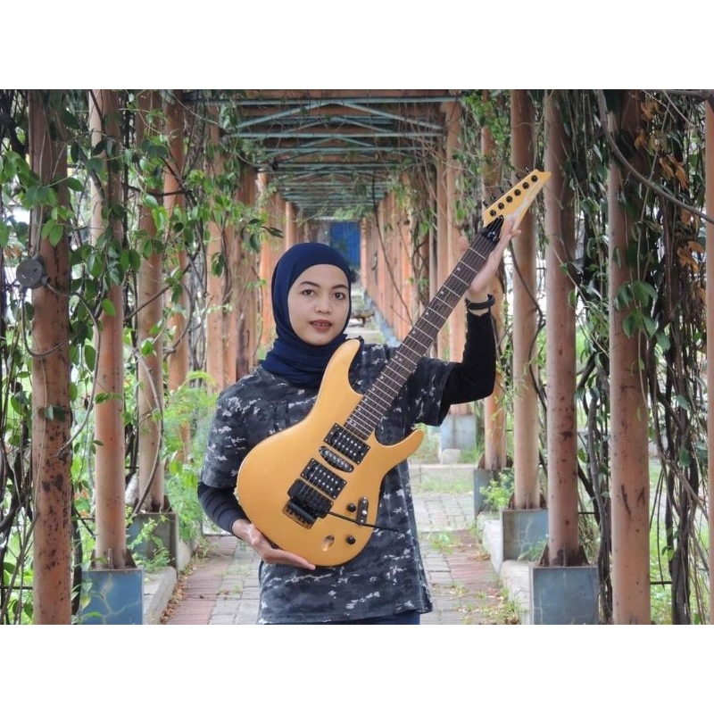 JUAL GITAR ELEKTRIK IBANEZ S SERIES GOLD