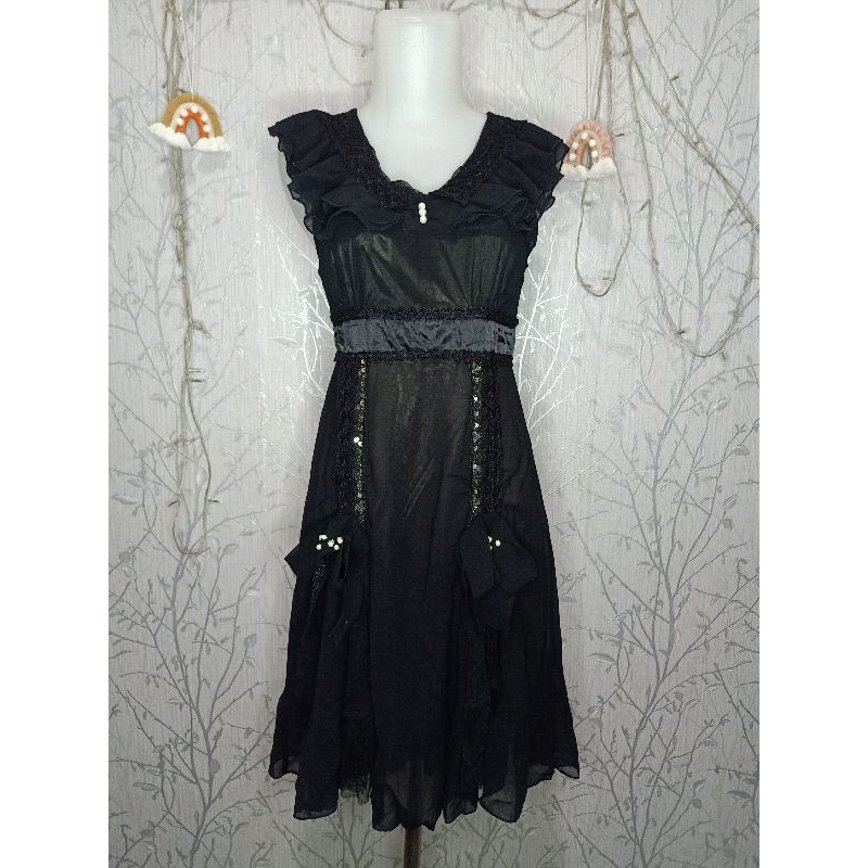 Dress Hitam Axes Femme