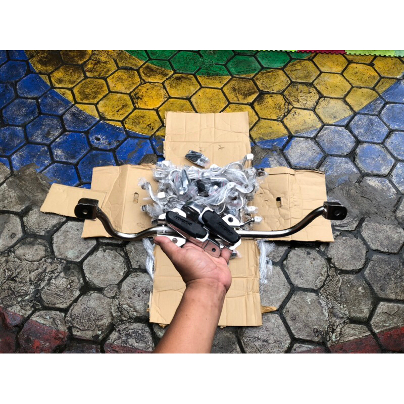 Jual Besi Bostep Barstep Depan Model Tekuk Bostep Ducati Pnp Fizr Forceone Shopee Indonesia