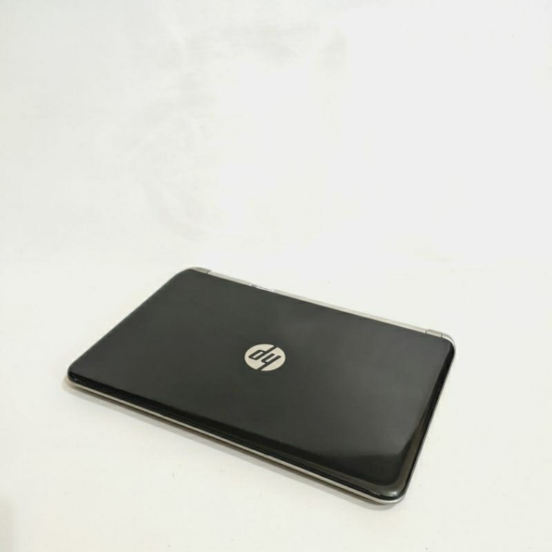 laptop gaming tipis dan slim hp pavilion 14 - core i5 ram 16gb dual vga Nvidia GeForce GT 740m