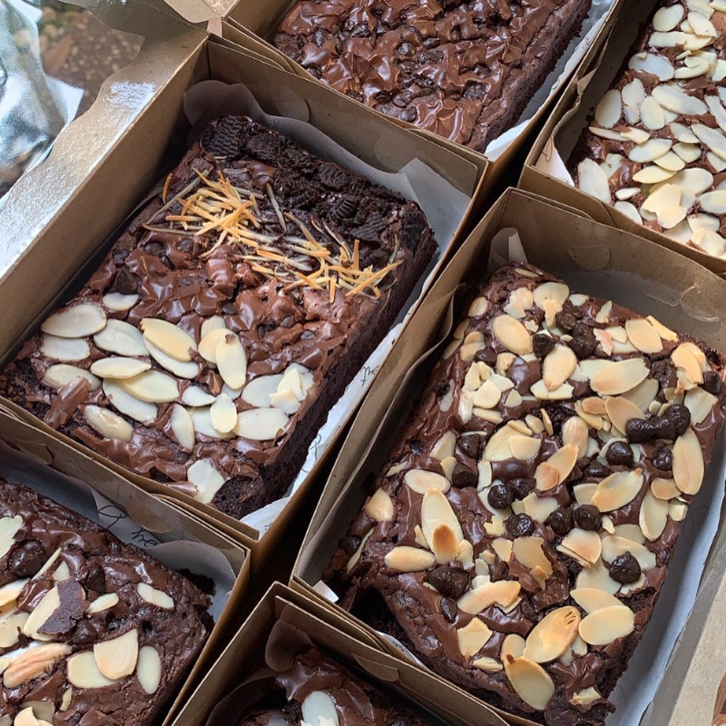 

FLASH SALE FUDGY BROWNIES SMAL