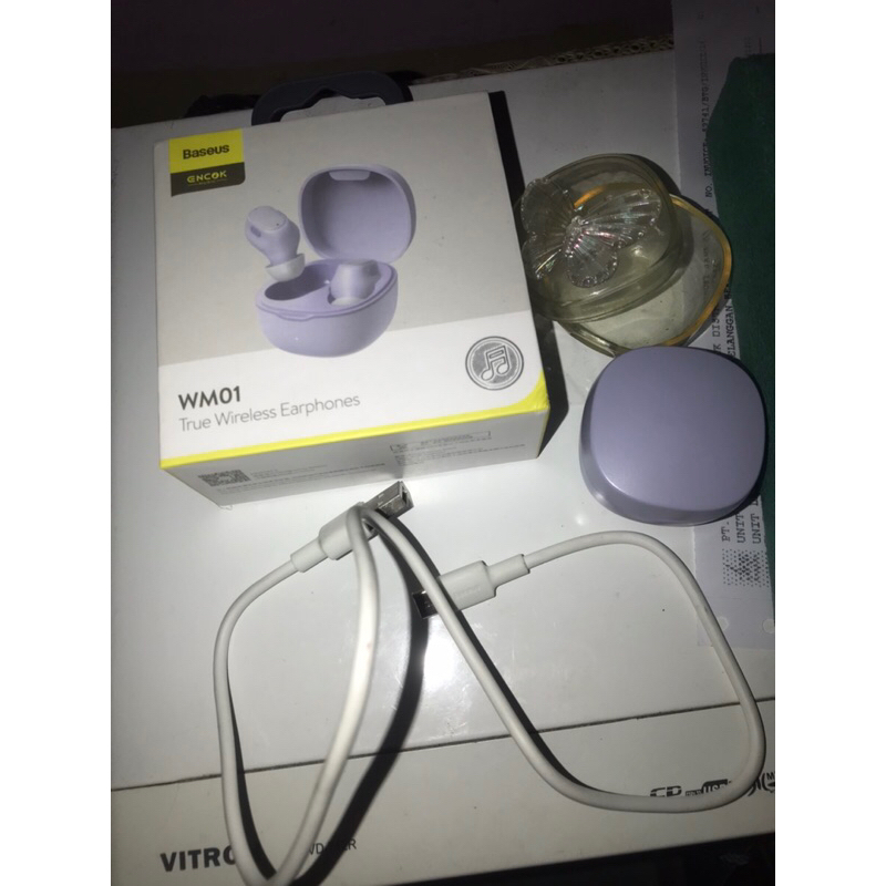 preloved baseus encok WM01