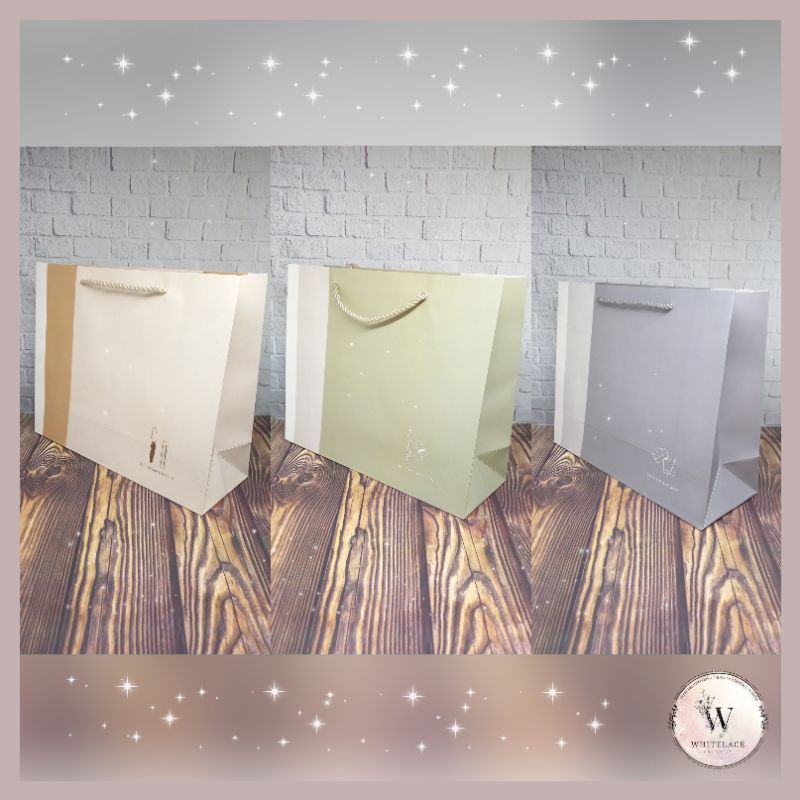 

Paper Bag Kado Model Tali Bentuk Landscape Ukuran Besar (Size L) Be A Literate Person Series Tas Jinjing Kertas Hadiah Premium