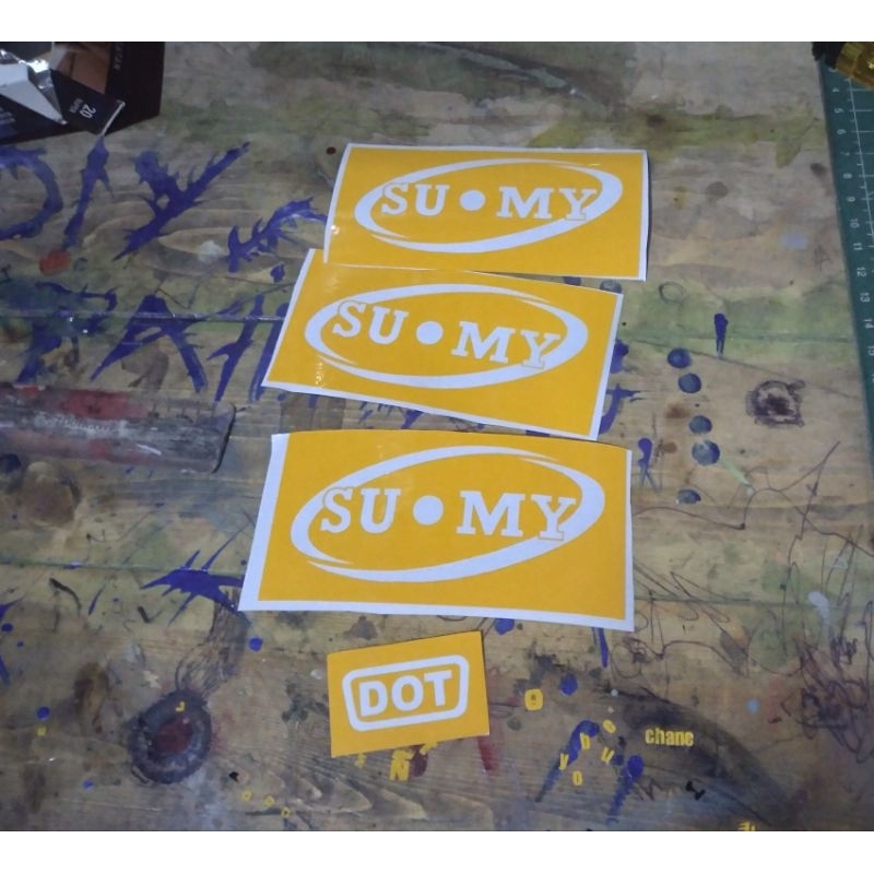 stiker cuting airbrush logo helm suomy