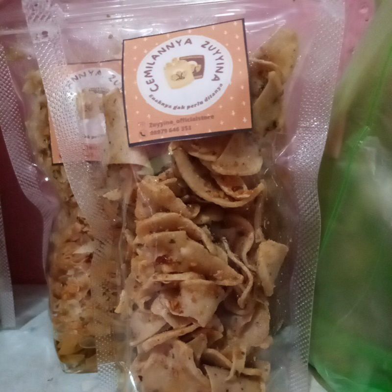 

Basreng pedas asin daun jeruk 90 gram