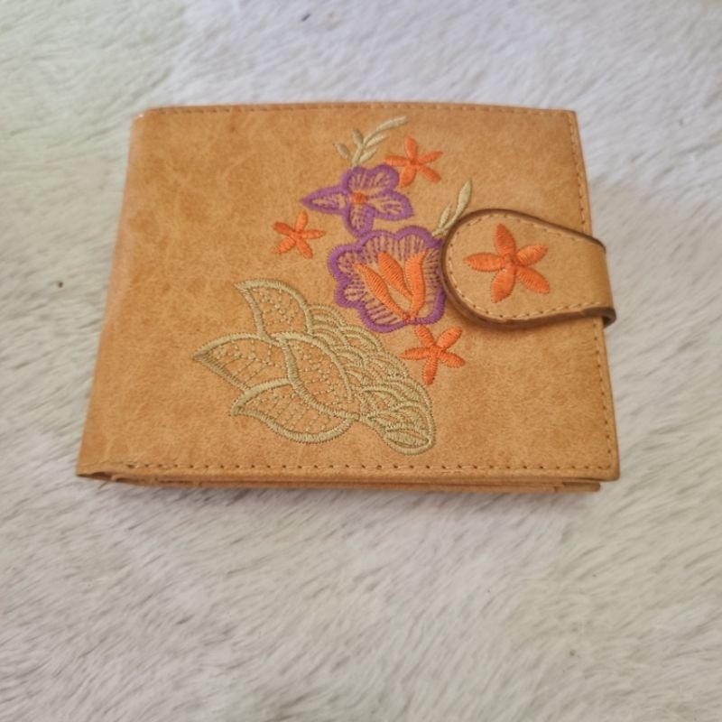 Dompet wanita lipat bordir cantik kulit sinte preloved keren