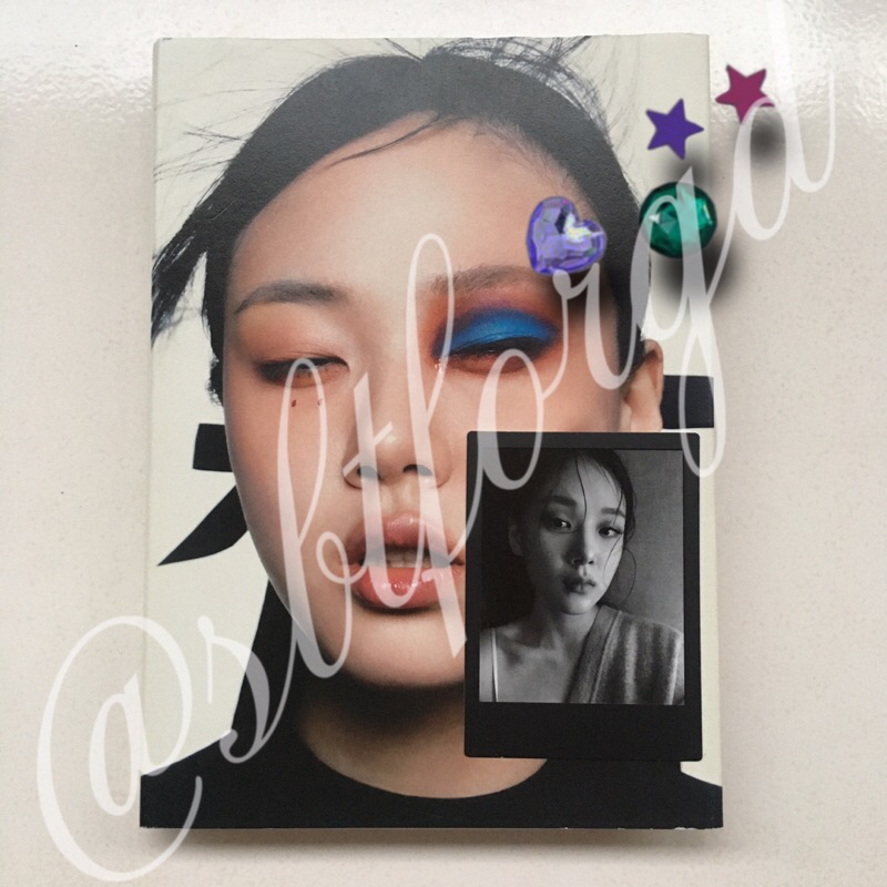 booked BIBI LIFE IS A BI MINI ALBUM VOL 2
