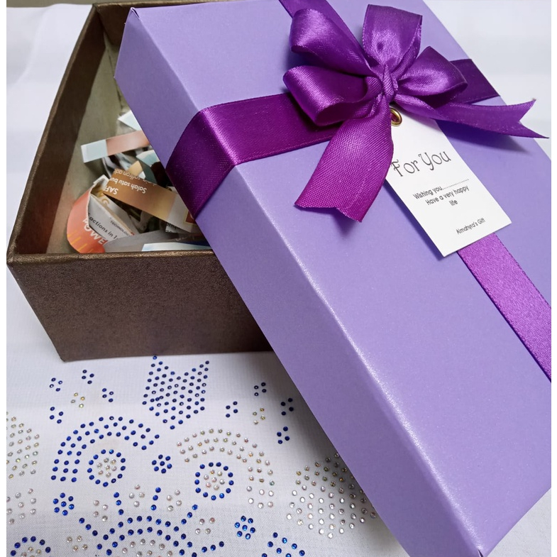 

Box Kado/Kotak Kado/Hampers Box 13x17,5x6 cm