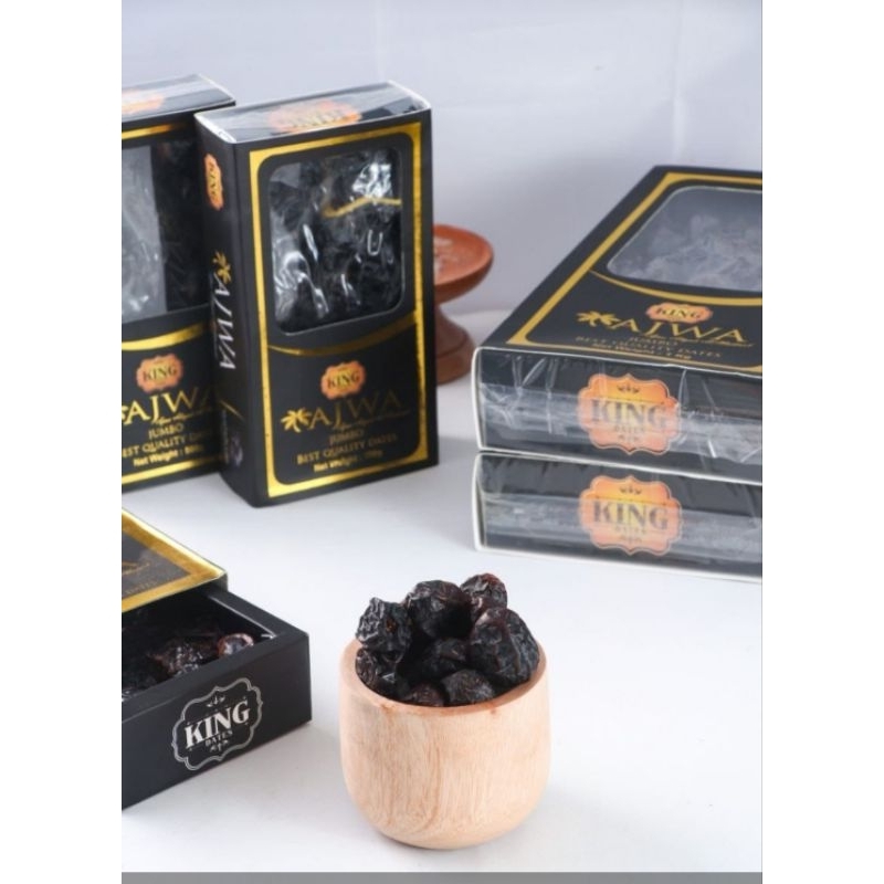 

Kurma Ajwa KIng Dates 1kg Jumbo