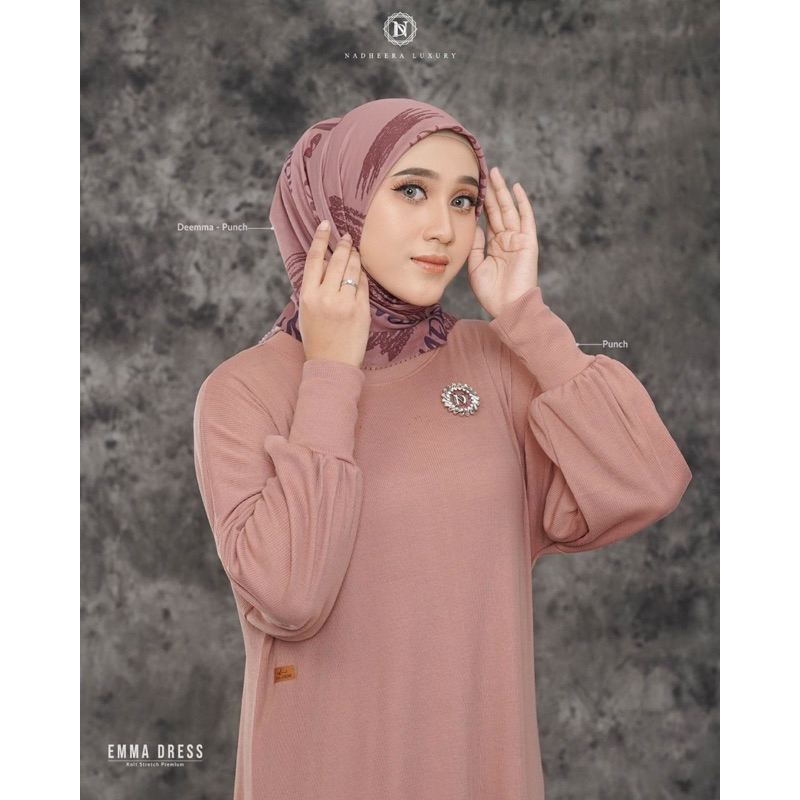 DAILY DRESS KNIT KAOS NADHEERA LUXURY TERBARU EMMA DRESS