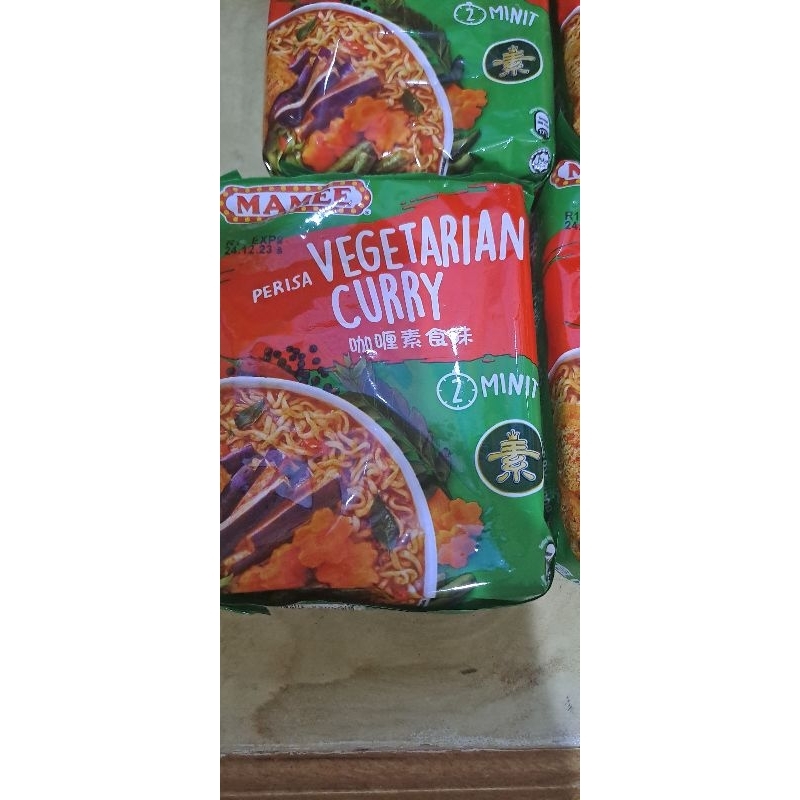 

mie vegetarian curry