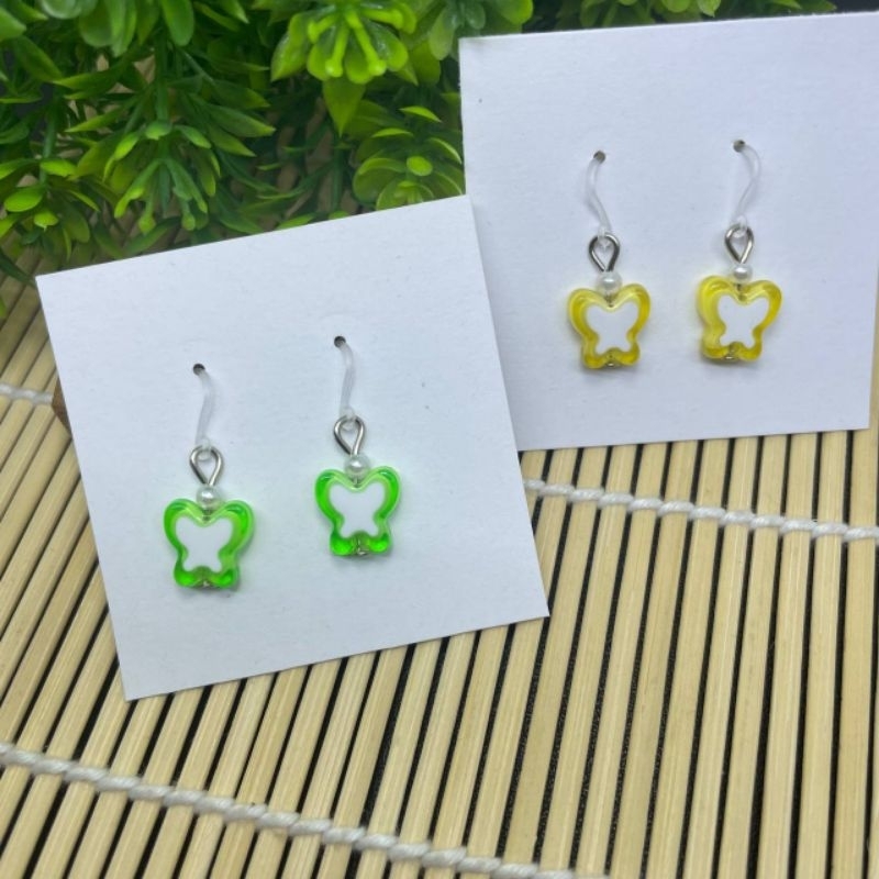 HANDMADE ANTING ANAK/DEWASA KAITAN PLASTIK MOTIF KUPU(2D)