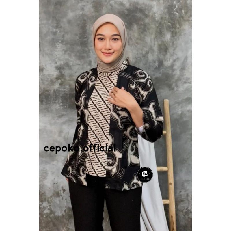 Blouse Batik Kerja Wanita Motif Kangkung Hitam