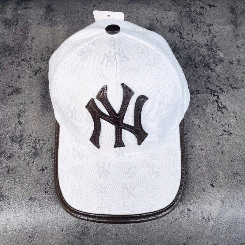 TOPI BASEBALL MLB CAP MONOGRAM NEW YORK HALF LEATHER WHITE