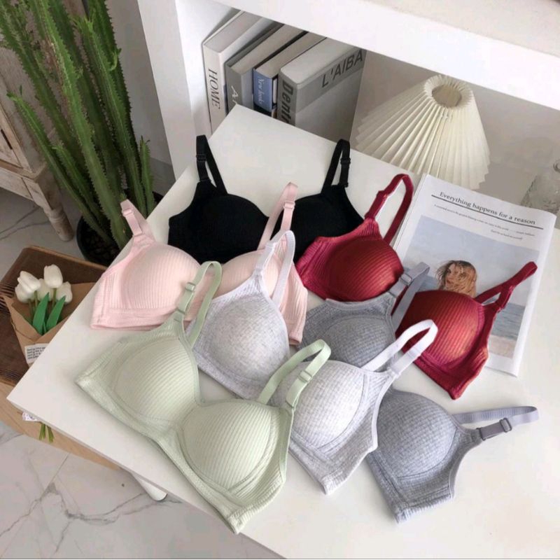 POLINI Pakaian Dalam Bra Push Up Prempuan Polini K3 A172