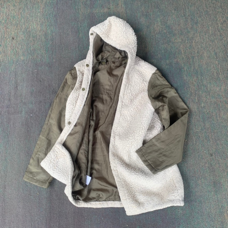 uniqlo sherpa jacket second