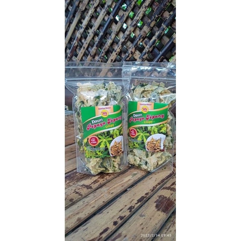 

keripik daun pepaya Jepang crispy