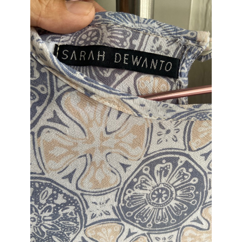Sarah Dewanto Dress Batik Kondangan