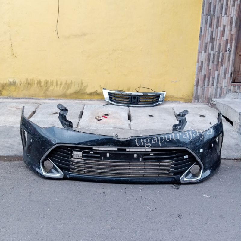 bumper depan camry 2016