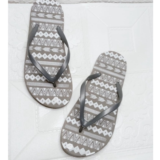 Sandal Jepit Wanita Motif Batik Terbaru