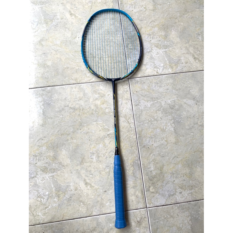 raket mizuno carbo pro 815 second
