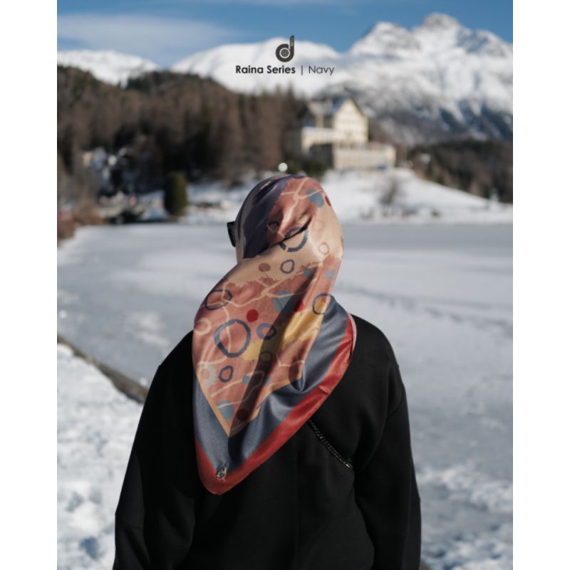 Kerudung Deenay Motif Series Raina Nevy