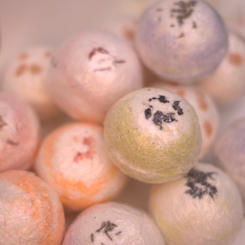 LOFE BATH BOMB - Bath Bomb Premium I Bath Bomb Size 5 cm I Fun Premium Aromatheraphy Bath Bomb