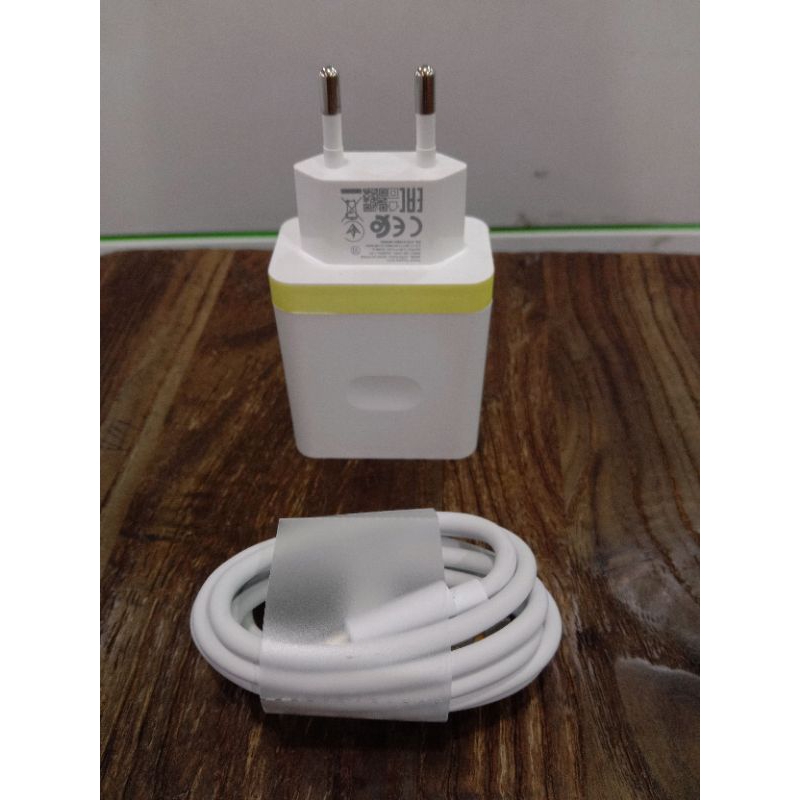 CHARGER REALME TYPE-C 33W ORIGINAL