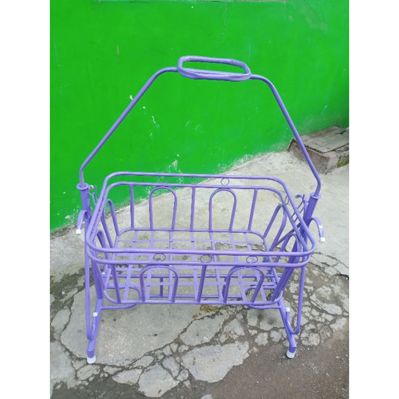 ayunan bayi bahan besi bandulan bayi