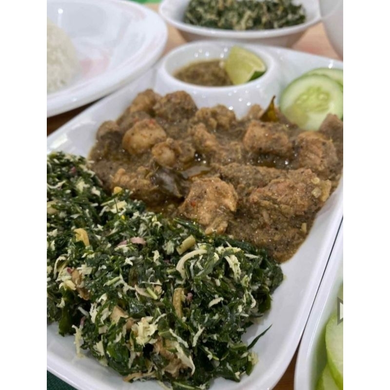 

Saksang tanpa gota, daun singkong, SOP dan sambel andaliman