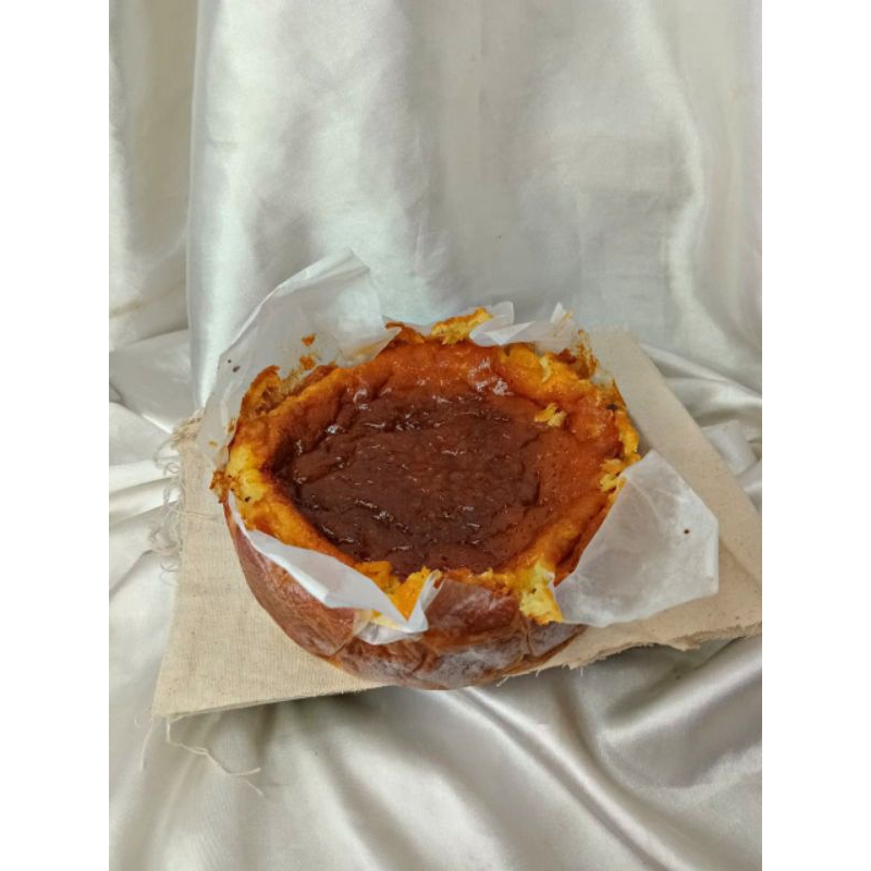 

PREMIUM Burnt cheese Cake