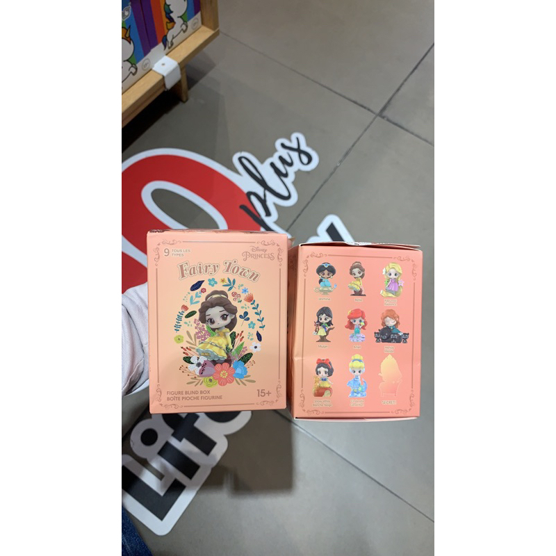 Miniso disney princess blind box fairy tale town pajangan blindbox disney princess miniso