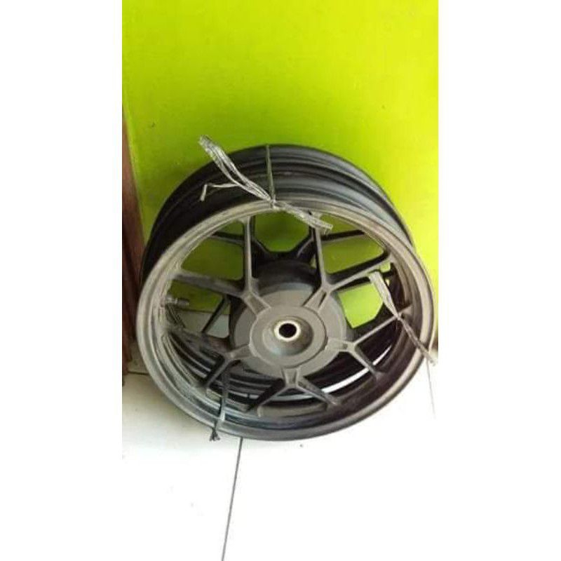velg depan belakang Vario 125 150 original