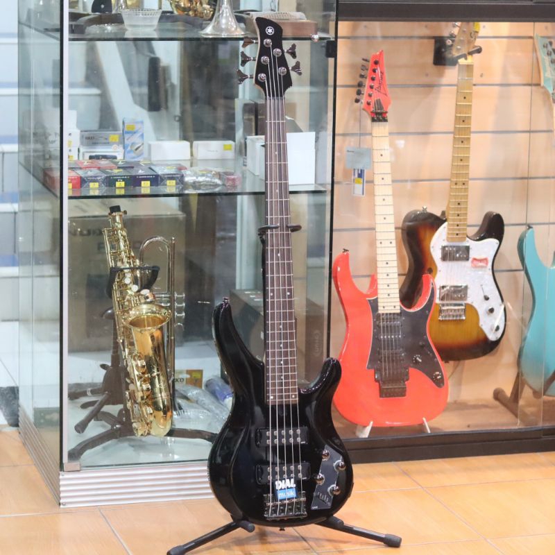 Yamaha TRBX305 Bass 5 String BK- / TRBX-305 / TRBX 305 5 Senar Black