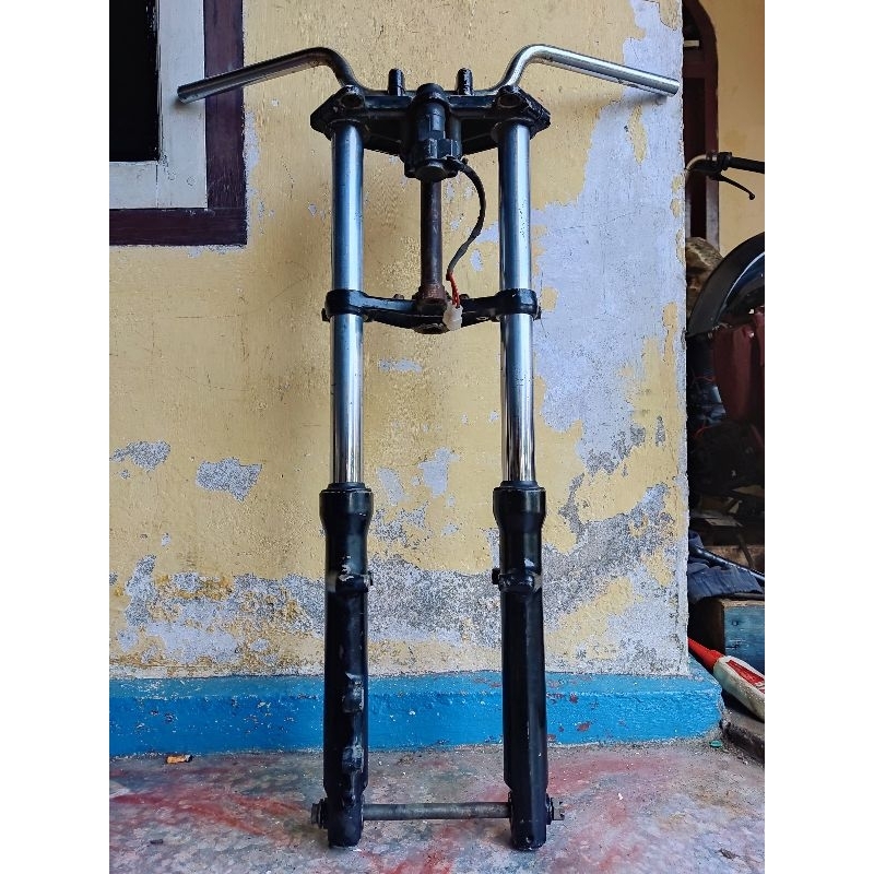 Shock depan Suzuki Thunder 250