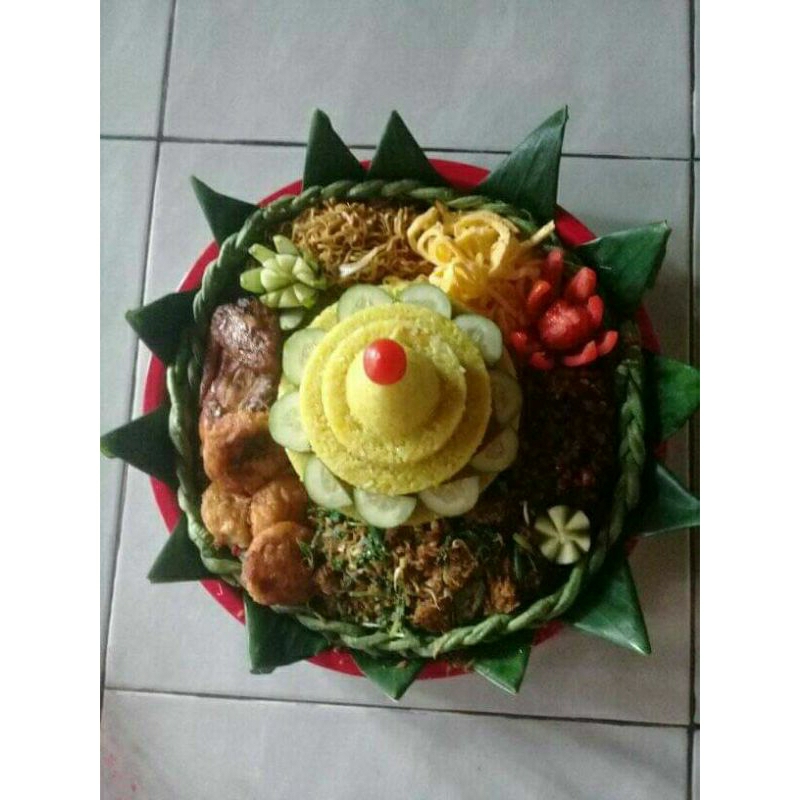 Nasi Tumpeng 5 orang