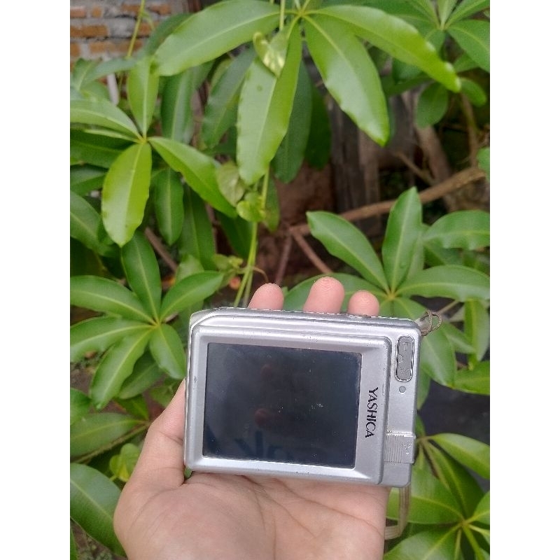 kamera digital yashica ez tp9