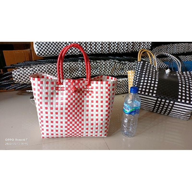 Tas anyaman plastik tas belanja parcel hampers souvenir 13x27