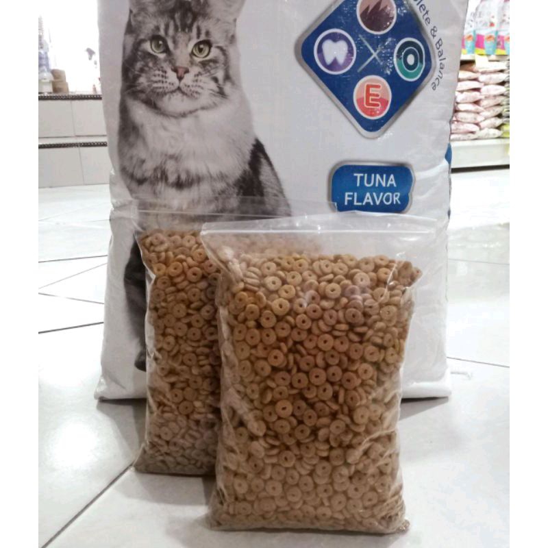 Nutri Cat Tuna adult repack 1kg | makanan kucing dewasa Nutri cat bentuk donat