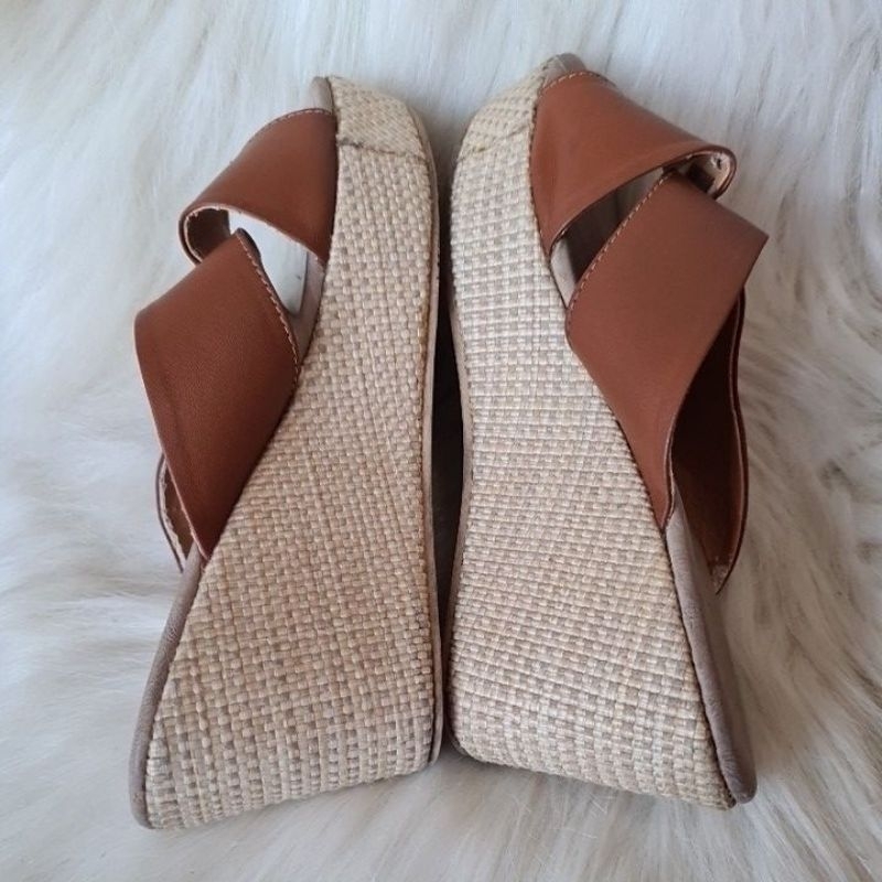 SANDAL HUSH PUPPIES PRELOVED  ORI